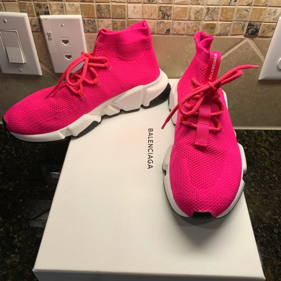Women Authentic Balenciaga Trainers - Picture 2 of 8